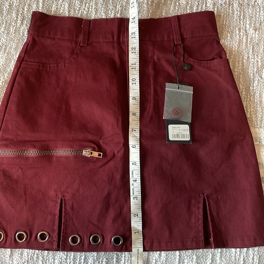 NWT Carmar Los Angeles Burgundy mini skirt - Picture 6 of 8